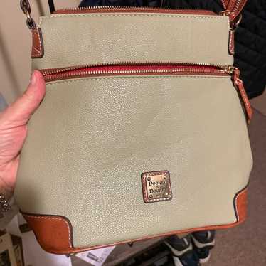 Dooney Bourke Crossbody
Pebble Leather Bag Light … - image 1