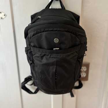 Lululemon Backpack - in black - like new