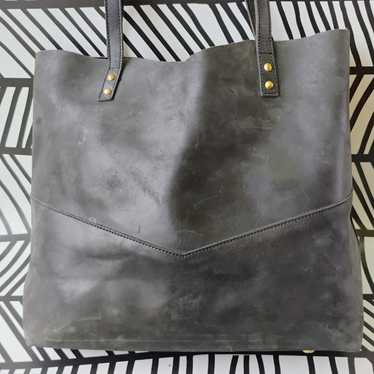 ELEVATE LEATHER SMOKY GRAY TRAVELERS TOTE BAG - image 1