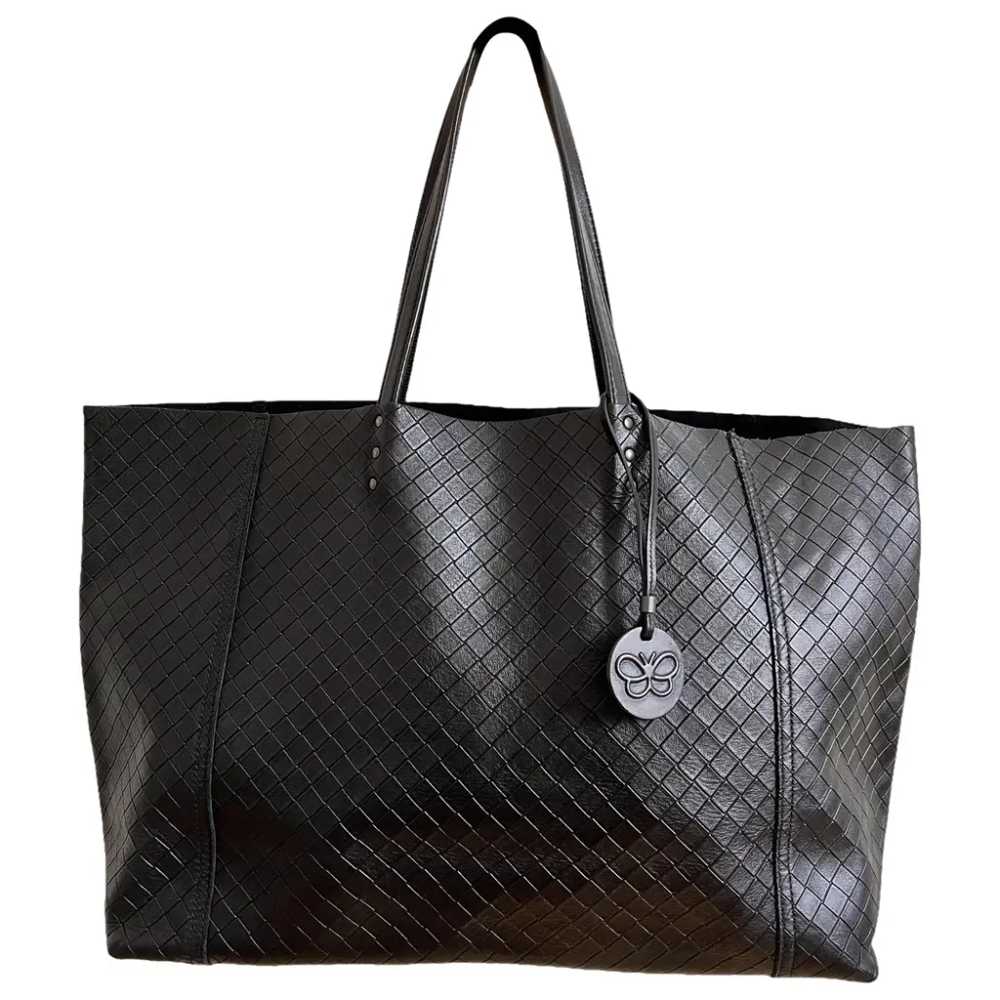 Bottega Veneta Cabat leather tote - image 1