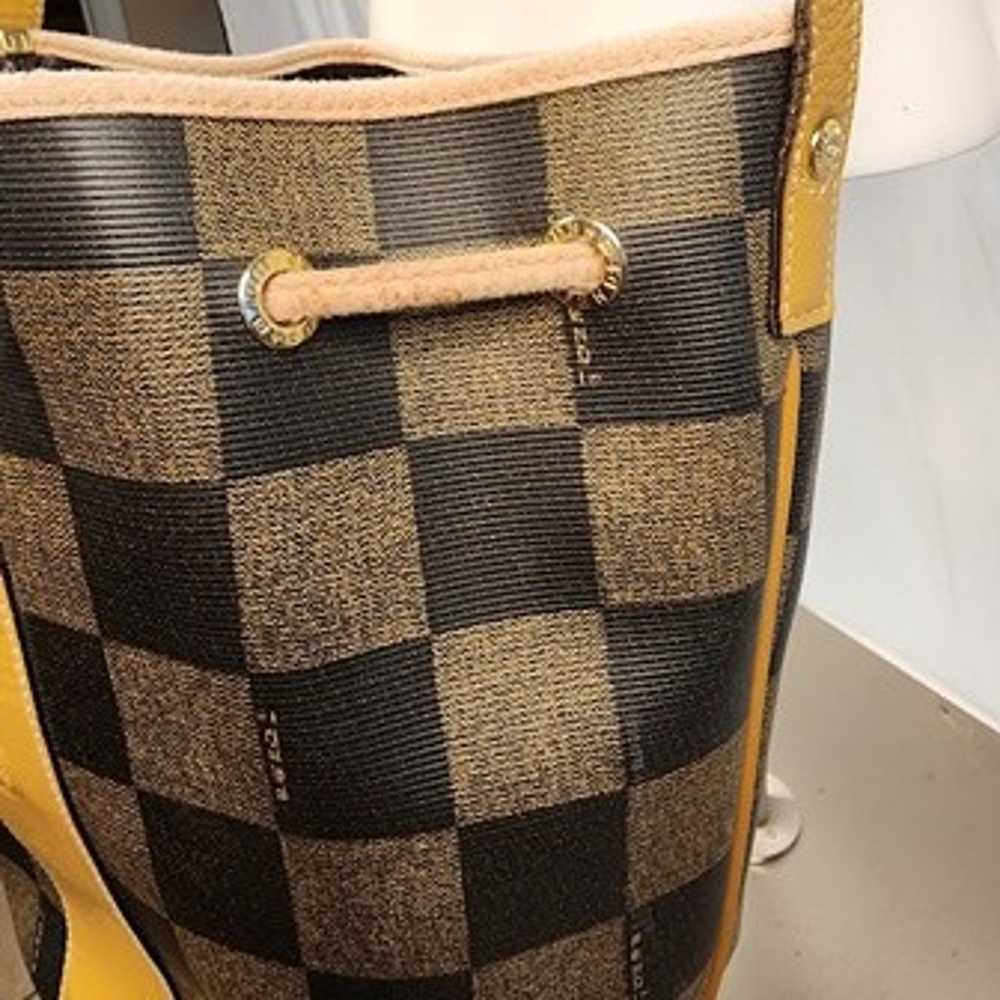 Brown/Tan Checkered Shoulder or Crossbody Bucket … - image 8