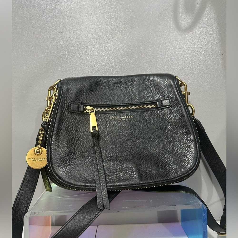 Like new Marc Jacobs Recruit Nomad Black Pebbled … - image 2