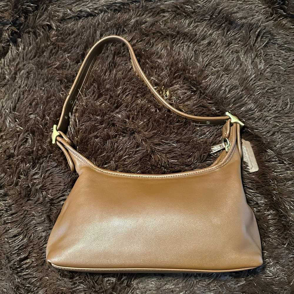 Authentic vintage Coach 9059 in vicuña - image 2