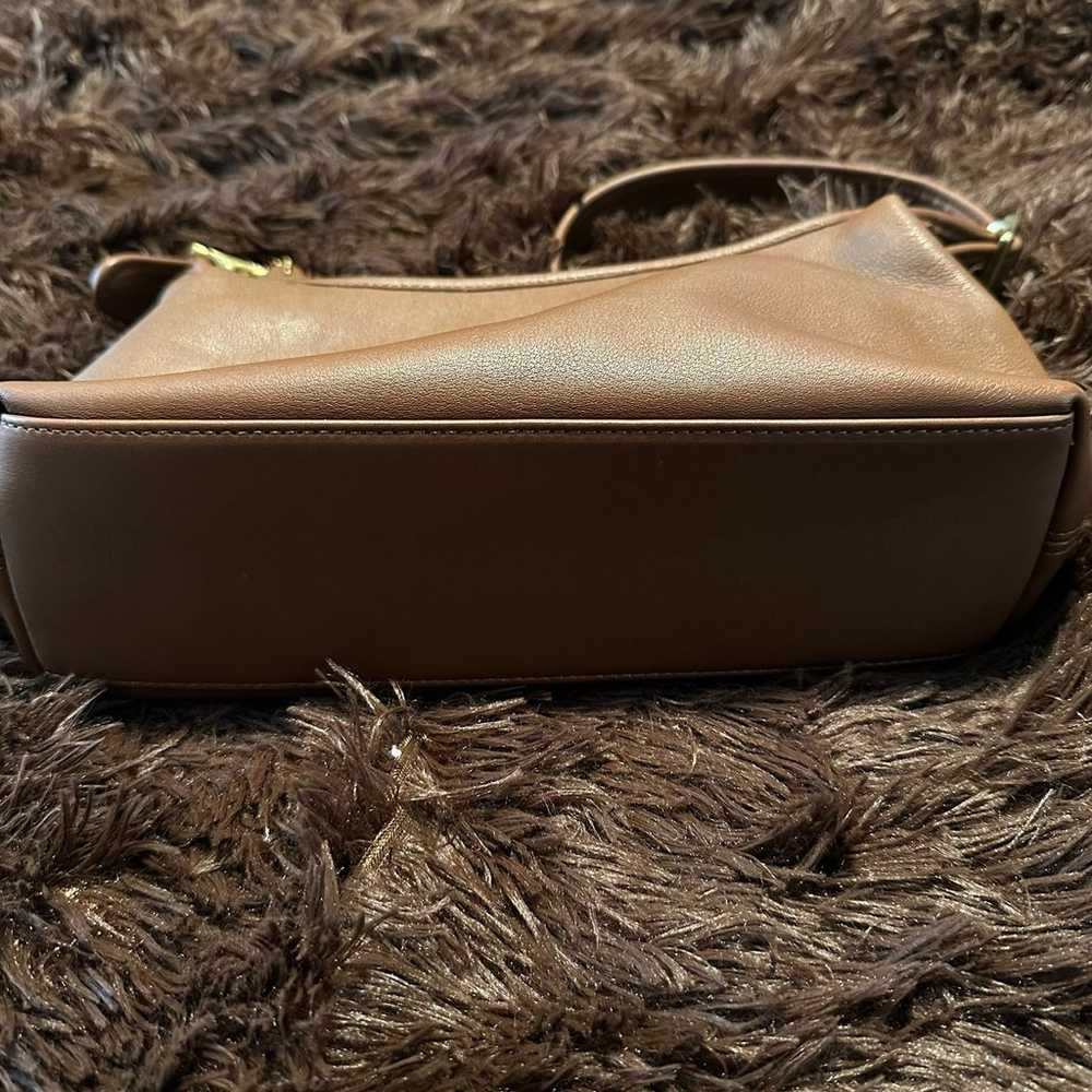 Authentic vintage Coach 9059 in vicuña - image 8