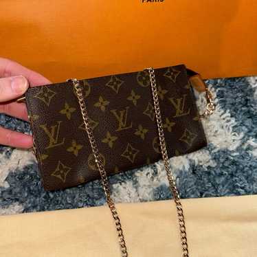 Louis Vuitton Gm Pouchette crossbody