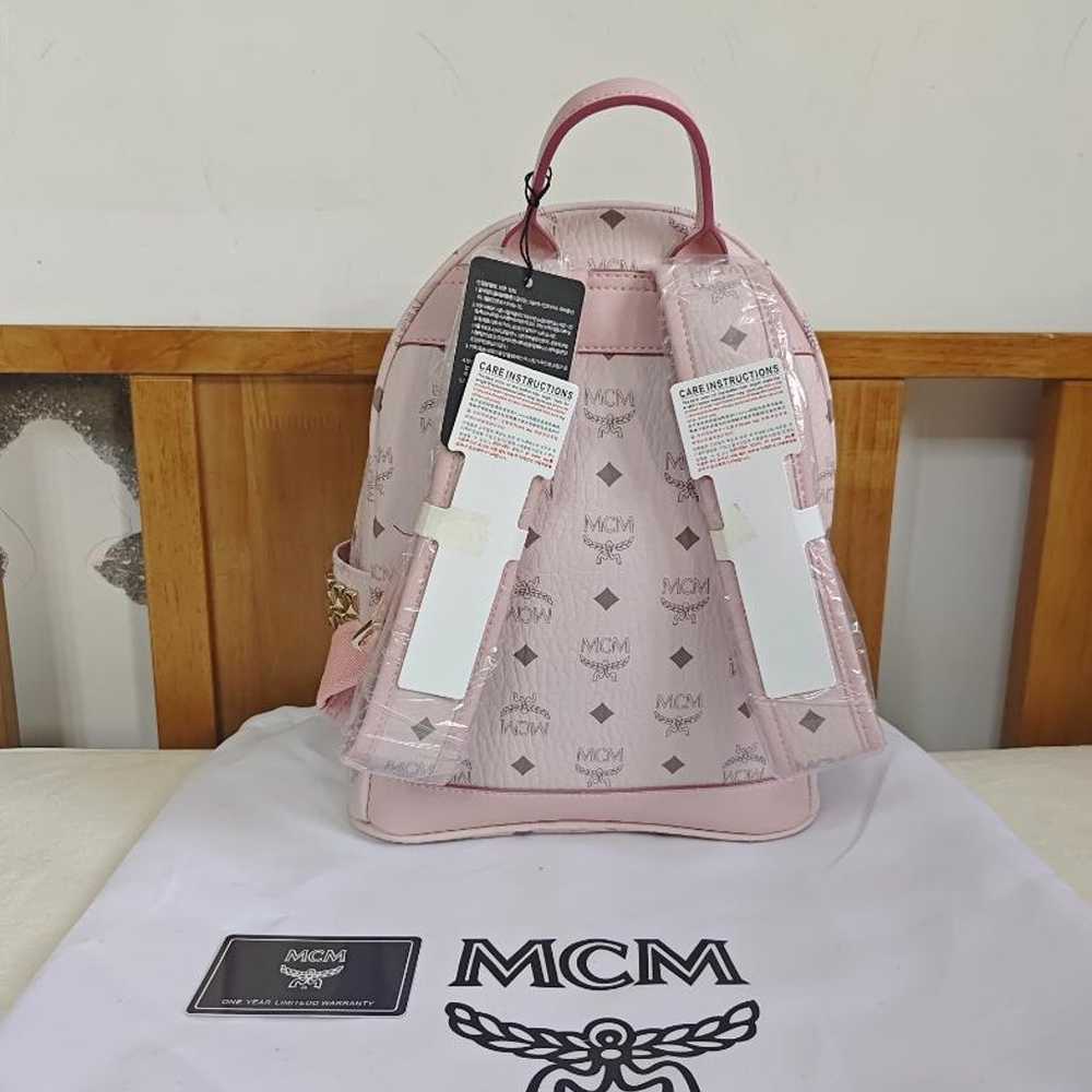 Backpack in pink - image 3