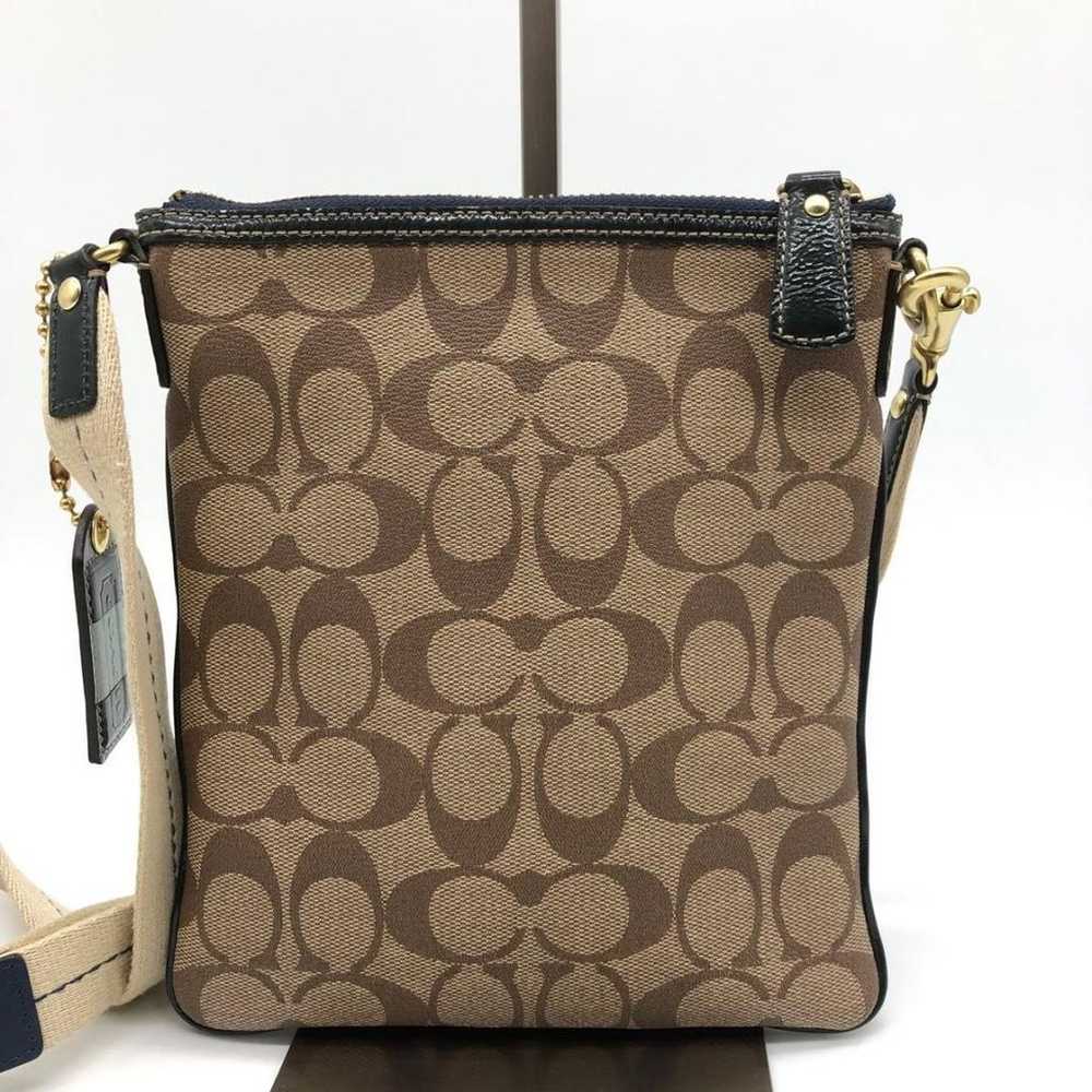 COACH Signature Heritage Shoulder Bag Sacoche - image 3