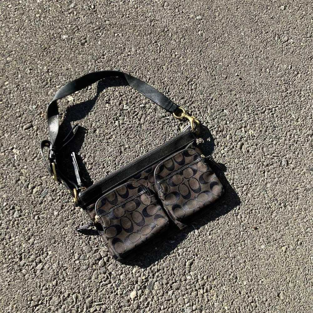 OLD COACH All-over Pattern Handbag Blue Interior … - image 1