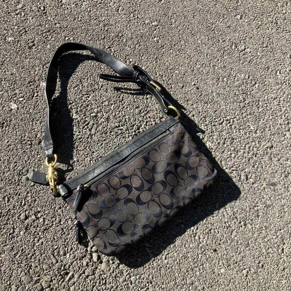 OLD COACH All-over Pattern Handbag Blue Interior … - image 4