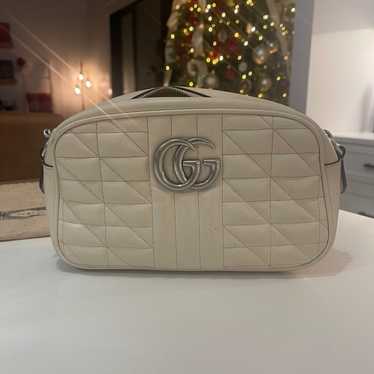 Authentic Gucci GG Marmont Medium Shoulder Bag