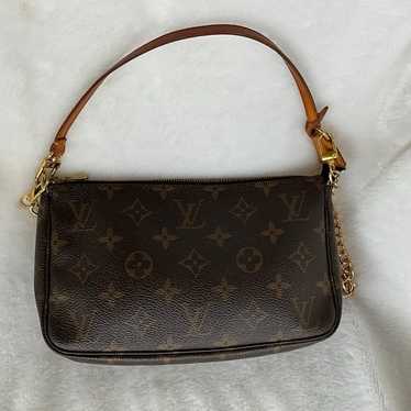 Louis Vuitton Monogram Pochette