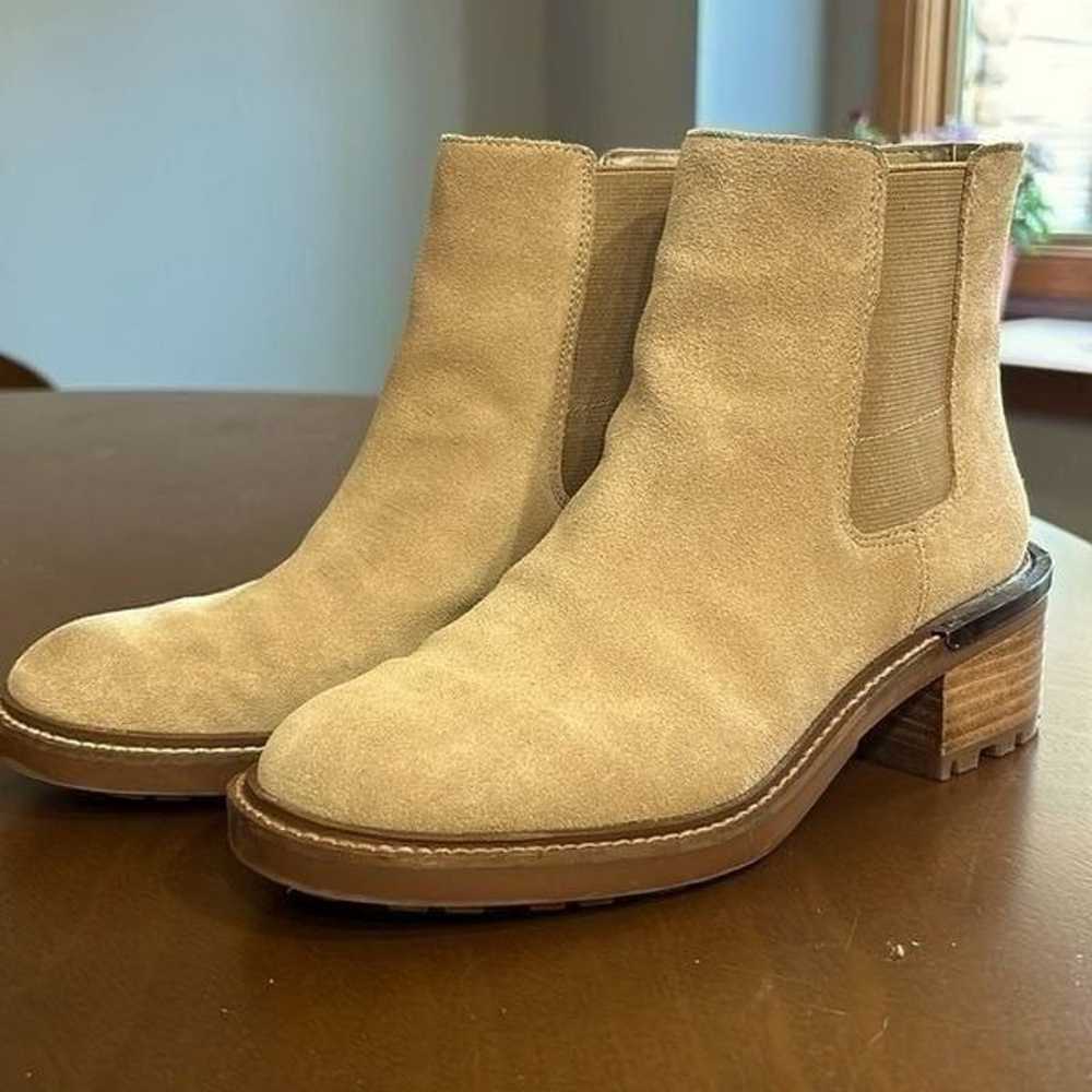 Vince Camuto Suede Chelsea Boots Kelivena Tortill… - image 1