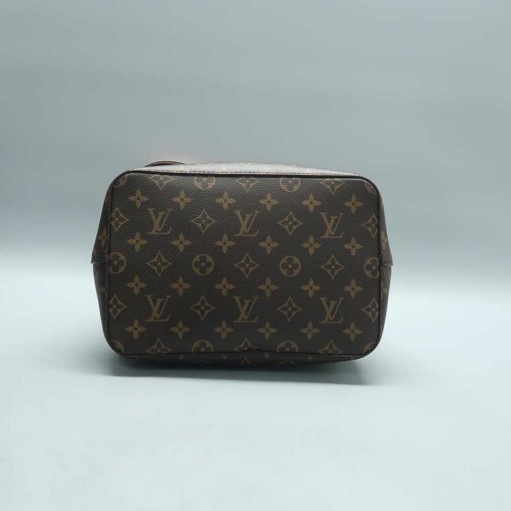 Louis Vuitton NéoNoé leather handbag - image 6