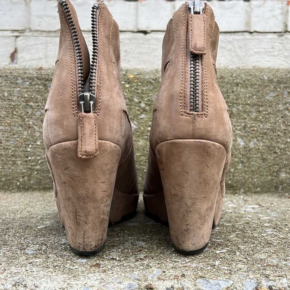 Eileen Fisher Dream Tan Suede Booties Size 8.5 - image 5