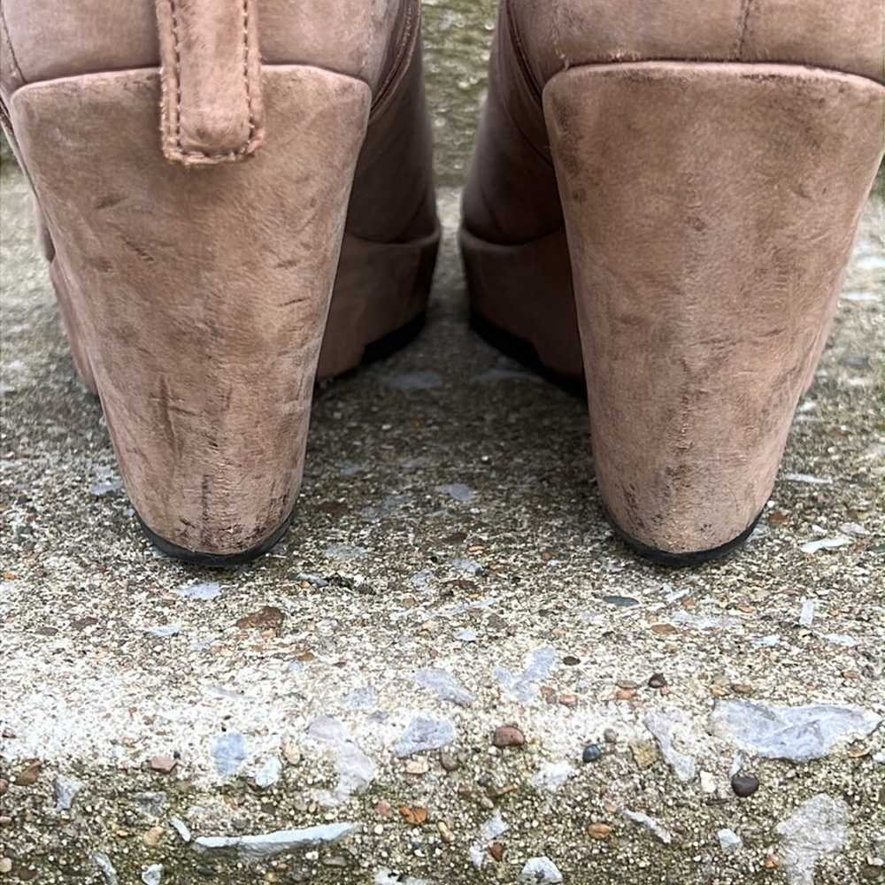 Eileen Fisher Dream Tan Suede Booties Size 8.5 - image 6