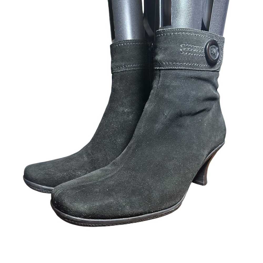 La Canadienne Women's black suede boots booties h… - image 3