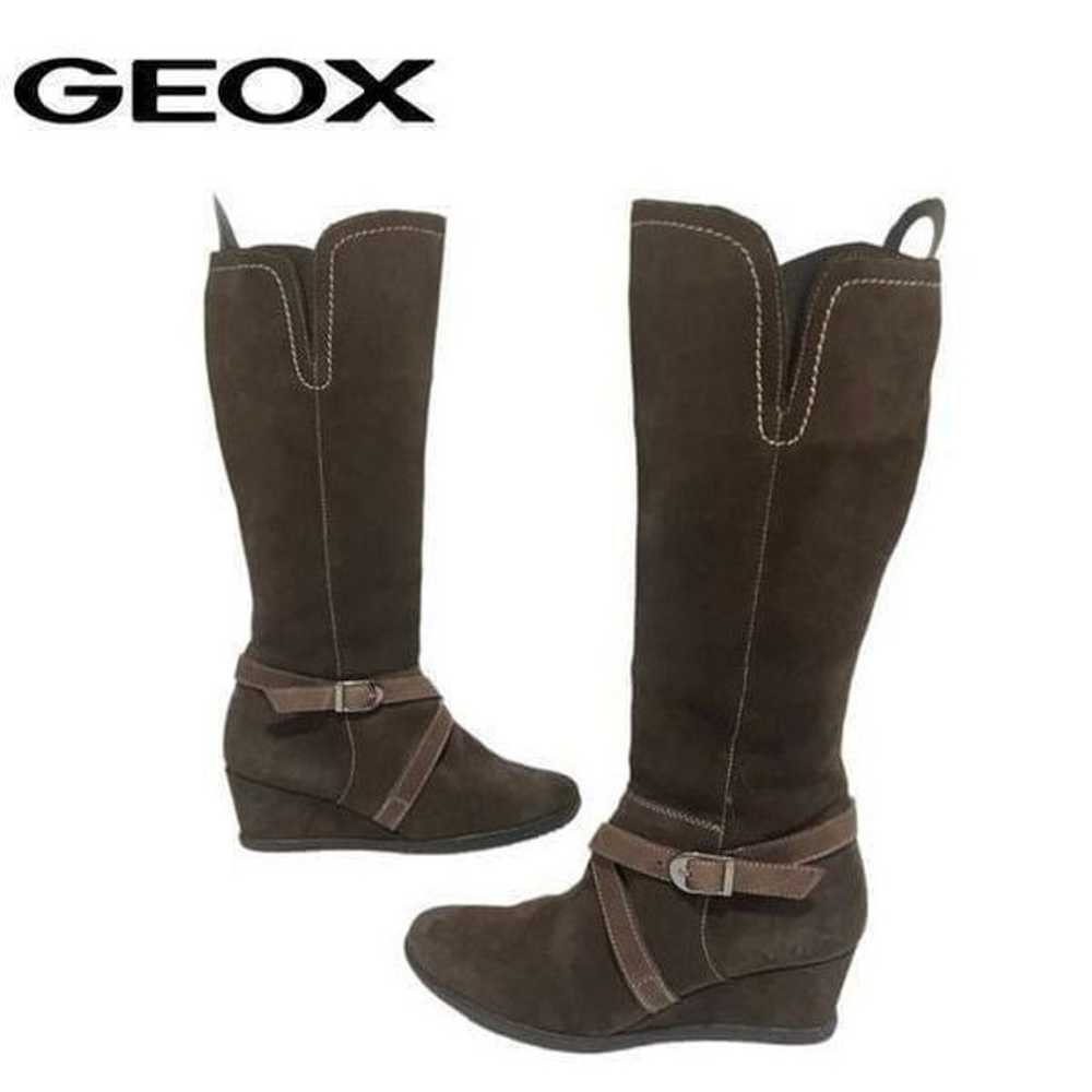 GEOX Respira Size 8.5US 38.5EU Brown Suede Wedge … - image 1