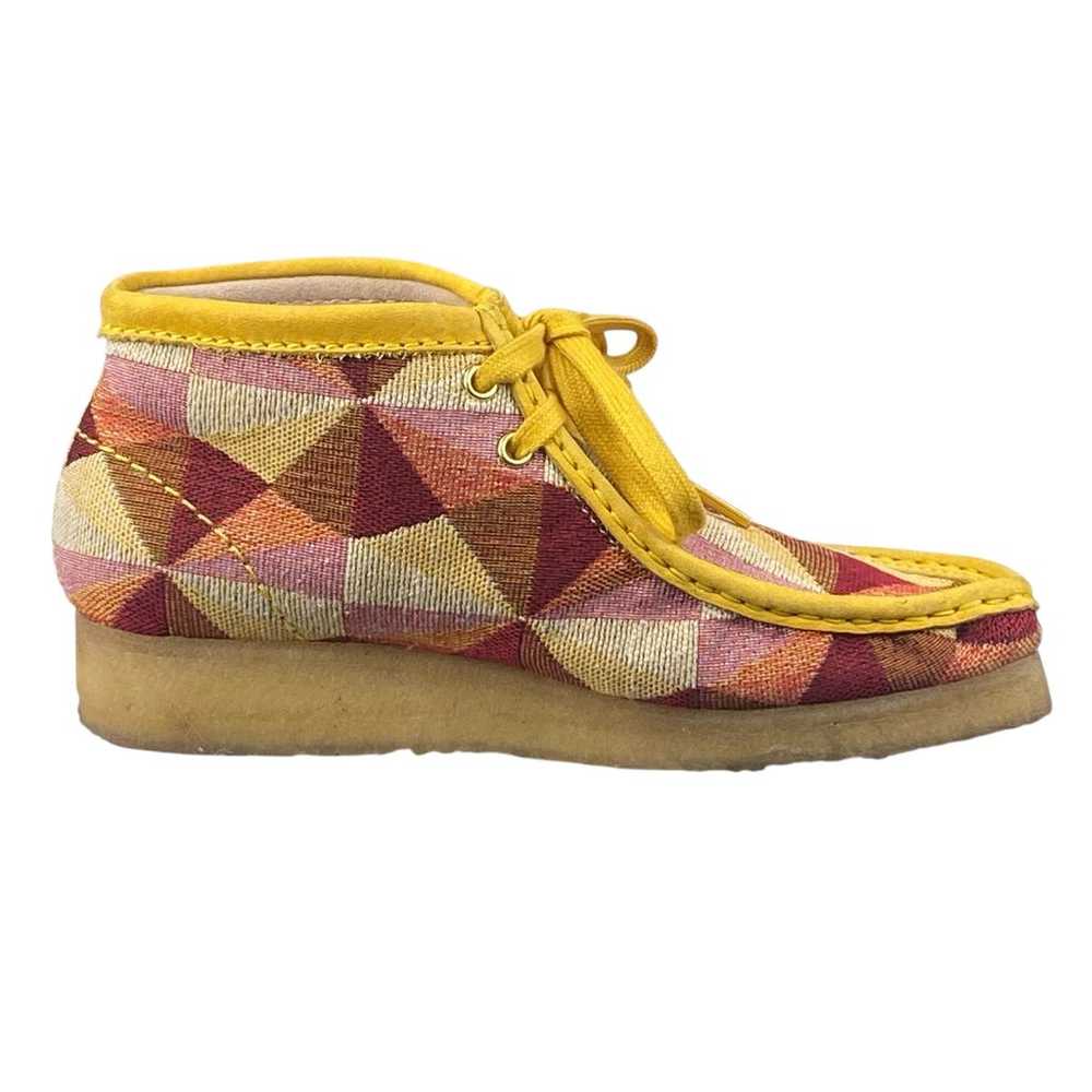 Clarks Women’s Wallabee Yellow Jacquard Lace Up B… - image 4