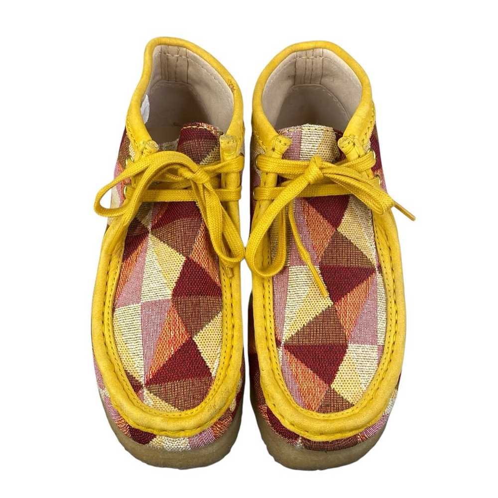 Clarks Women’s Wallabee Yellow Jacquard Lace Up B… - image 8