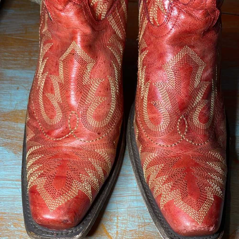 Red corral cowgirl boots - image 9