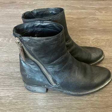 Frye Bootie Woman Size 7