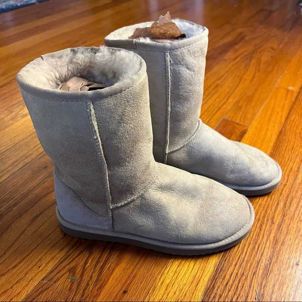 UGG Classic Short Boot Size 7 Sand - image 2