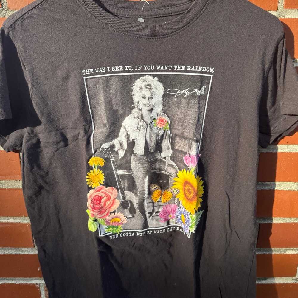 Dolly Parton graphic T-shirt - image 1