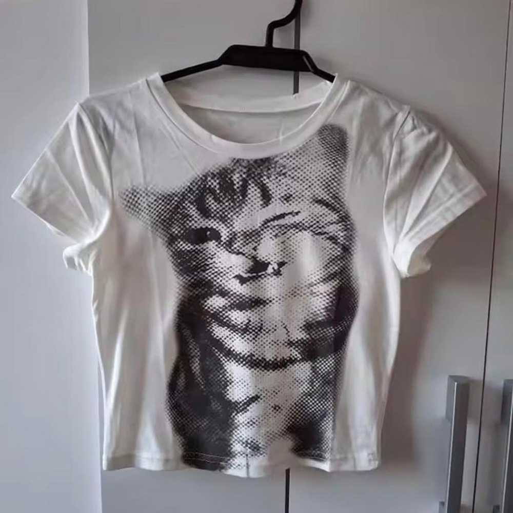 White and black graphic cat t-shirt - image 1