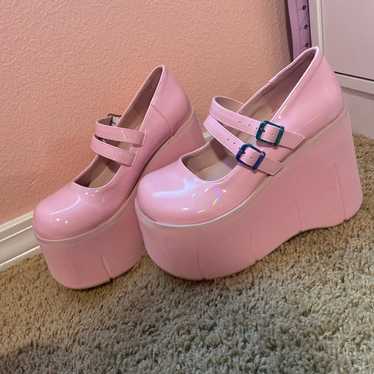 Pink demonia platforms