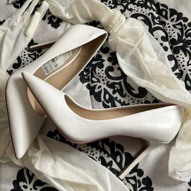 Sam Edelman cream heels