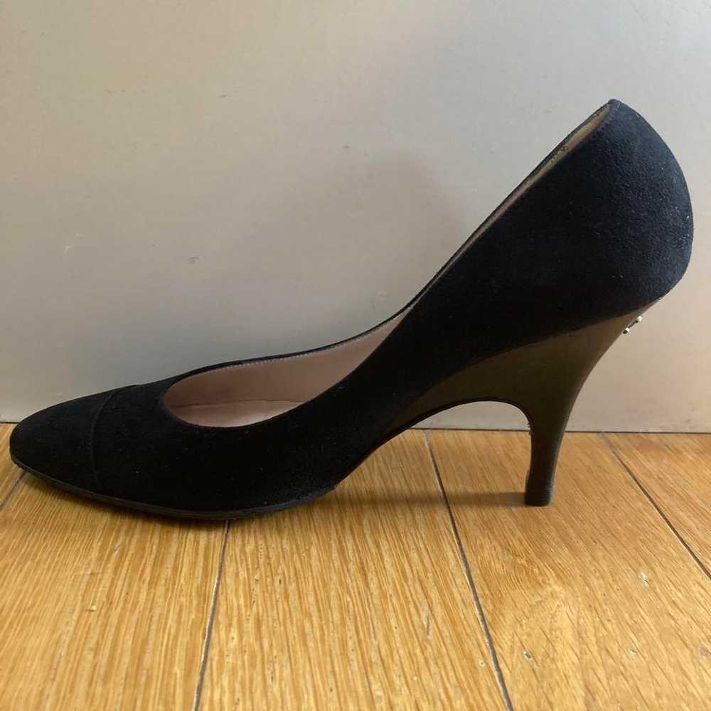 CHANEL Pumps Round Toe Coco Mark 351/2 - image 10