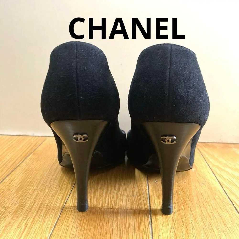 CHANEL Pumps Round Toe Coco Mark 351/2 - image 1