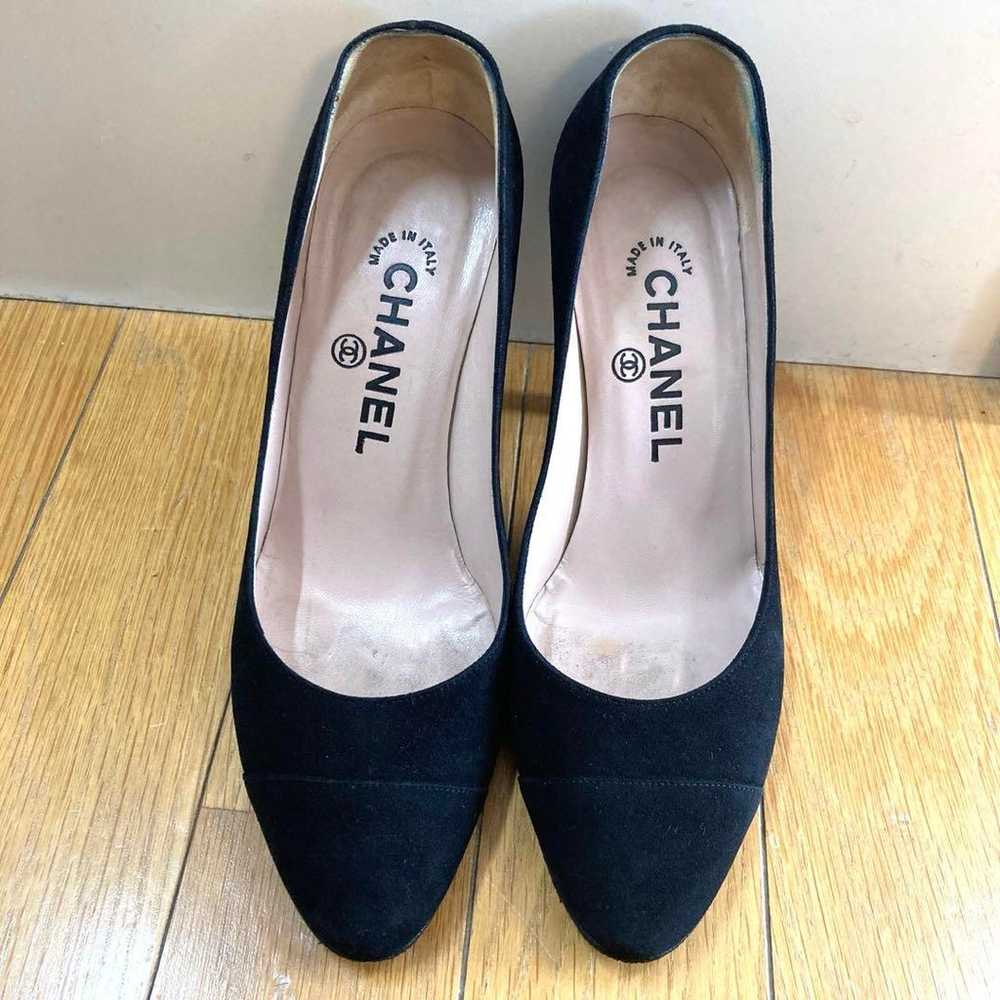 CHANEL Pumps Round Toe Coco Mark 351/2 - image 6