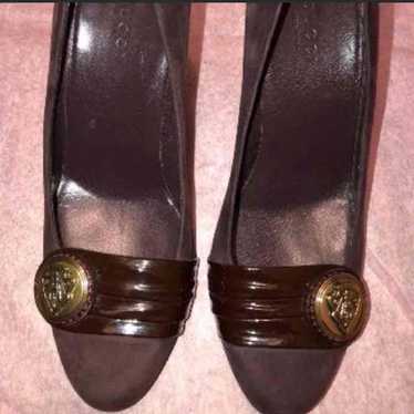 AUTHENTIC GUCCI HYSTERIA CREST PUMP HEEL