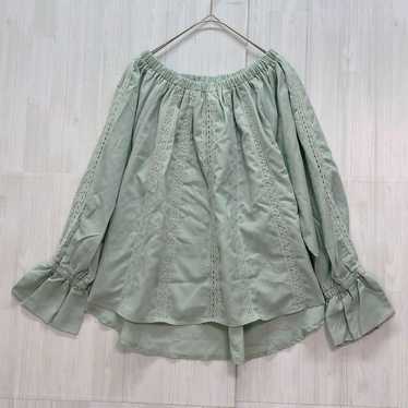 Off-shoulder lace candy sleeve tunic in green, si… - image 1