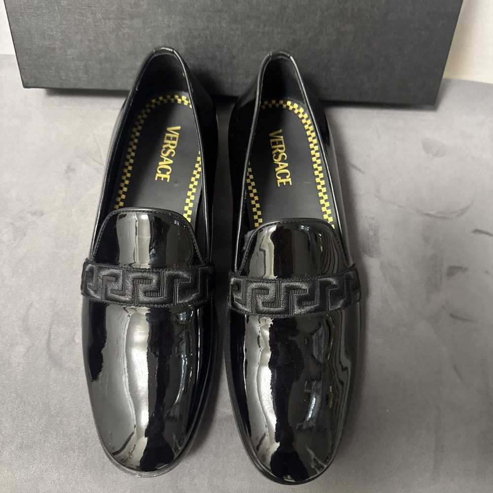 Versace New Versace Greca PATENT Leather Slippers… - image 6