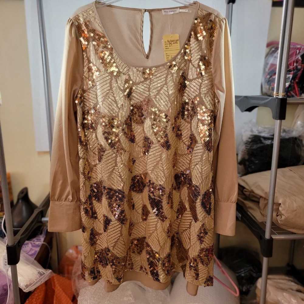 Blu Pepper LS Tan Sequin Dress w/ Embroidered Sca… - image 3