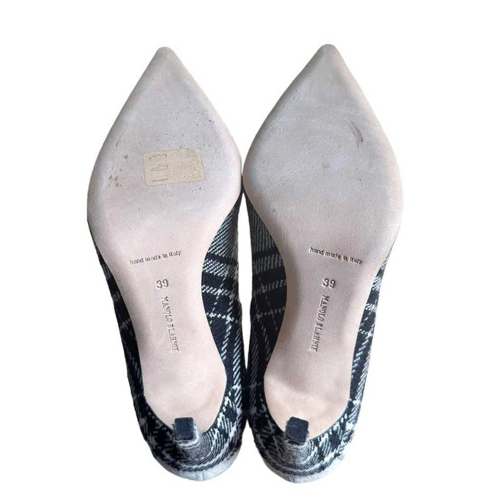 Manolo Blahnik Cloth heels - image 7