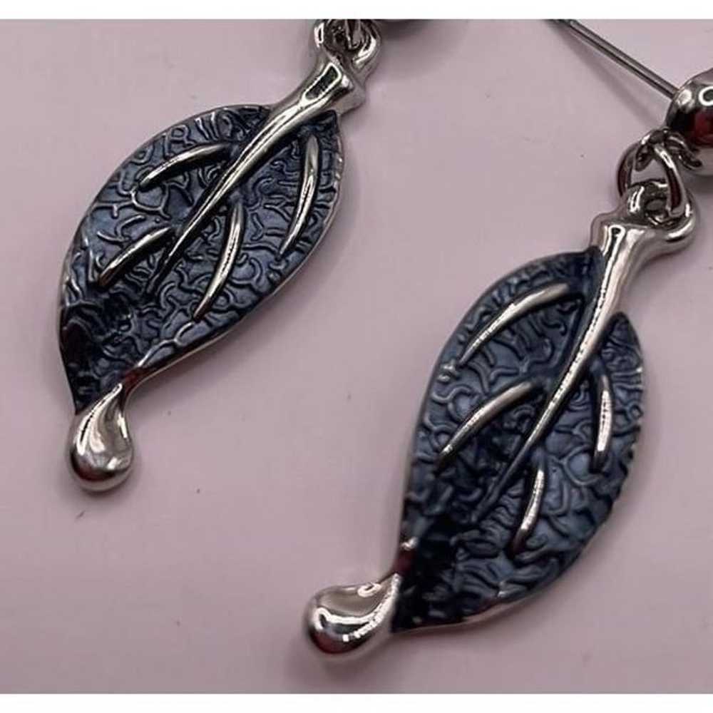 Vintage Silver Tone Blue Leaf Dangle Drop Stateme… - image 2