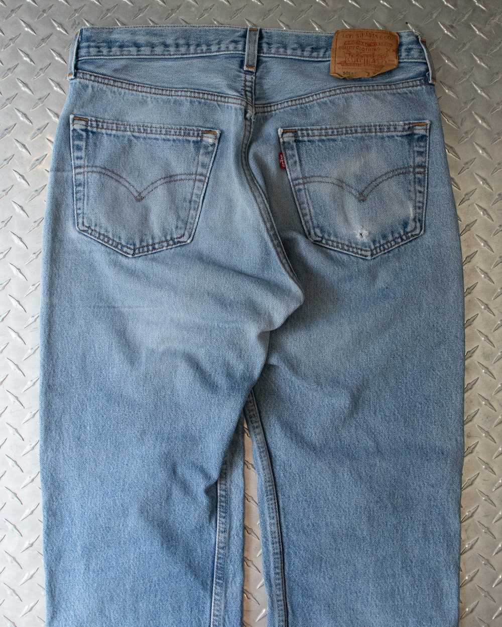 90s Levis 501 - 32 x 30 - image 5