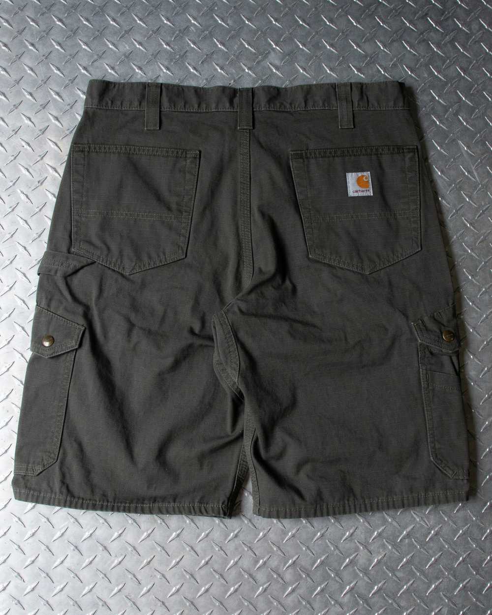 Green Carhartt Cargo Shorts - 34 Waist - image 5