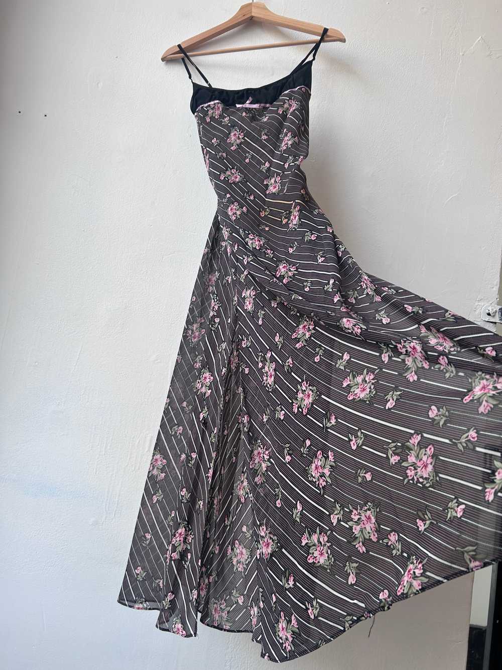 90's Sheer Floral Maxi Dress - image 5