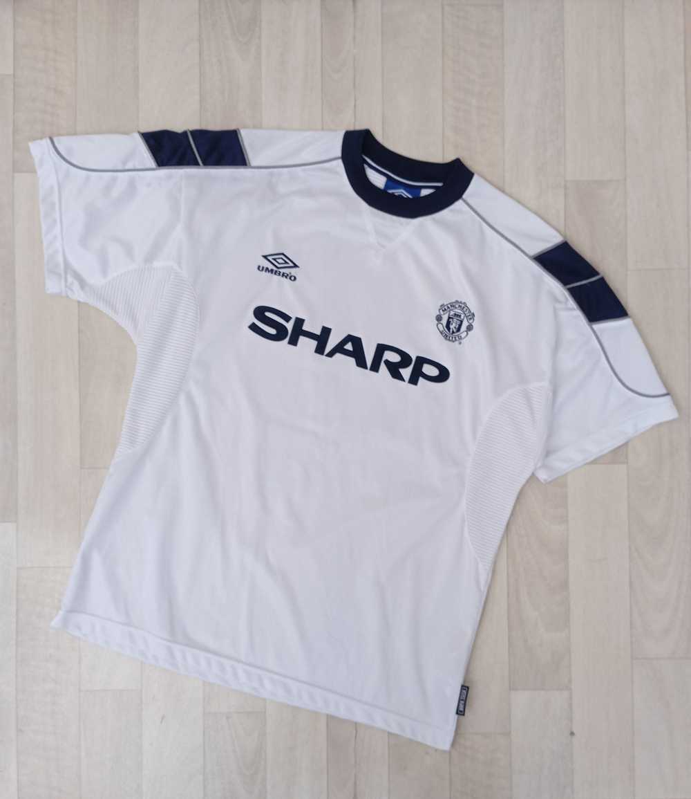 Soccer Jersey × Umbro × Vintage Manchester United… - image 1