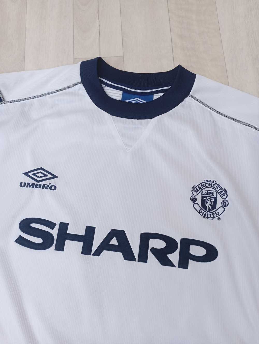 Soccer Jersey × Umbro × Vintage Manchester United… - image 3