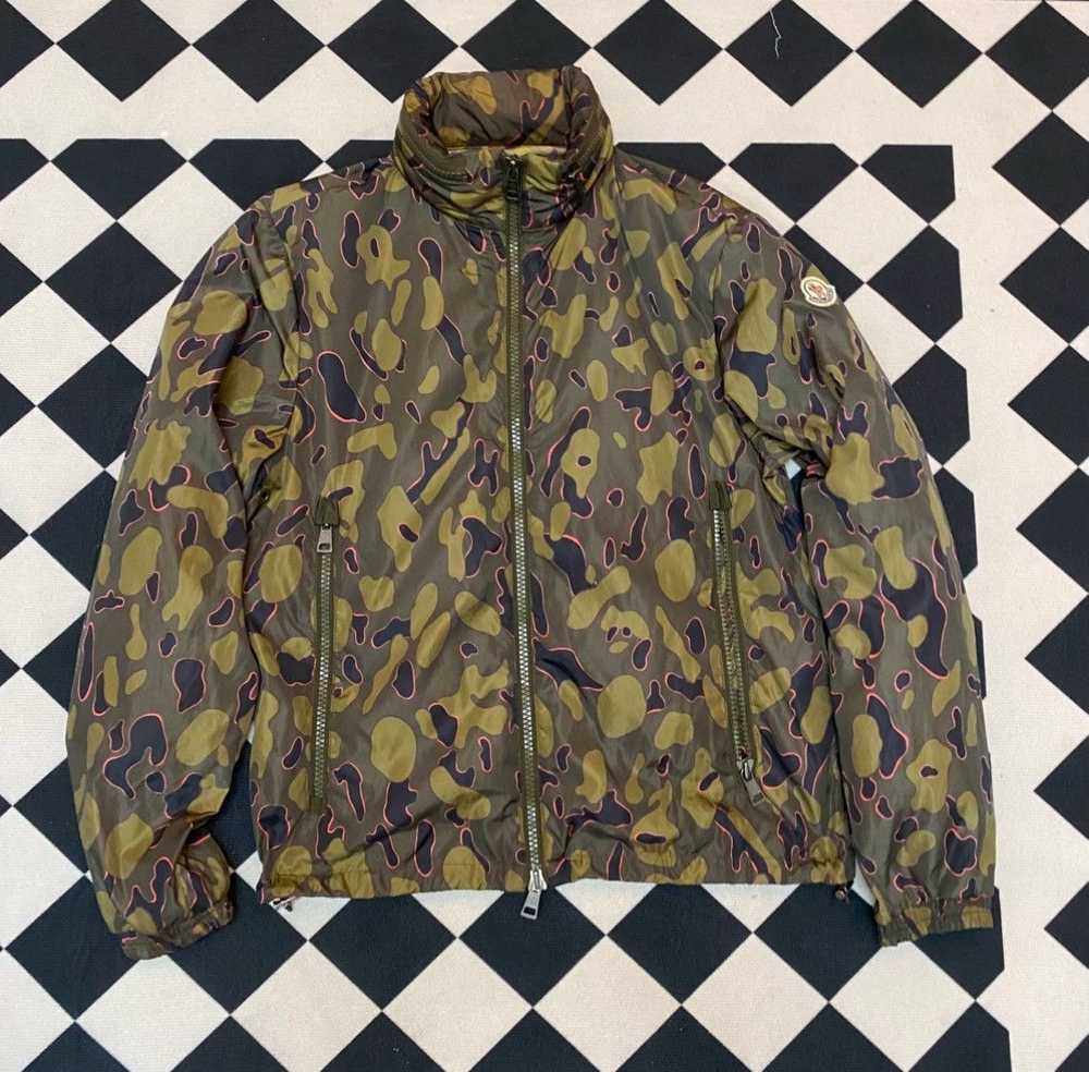 Moncler The camouflage 'Capbreton' lightweight ja… - image 1