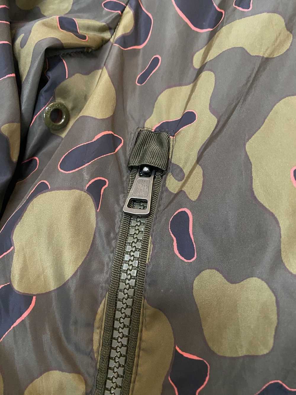 Moncler The camouflage 'Capbreton' lightweight ja… - image 5