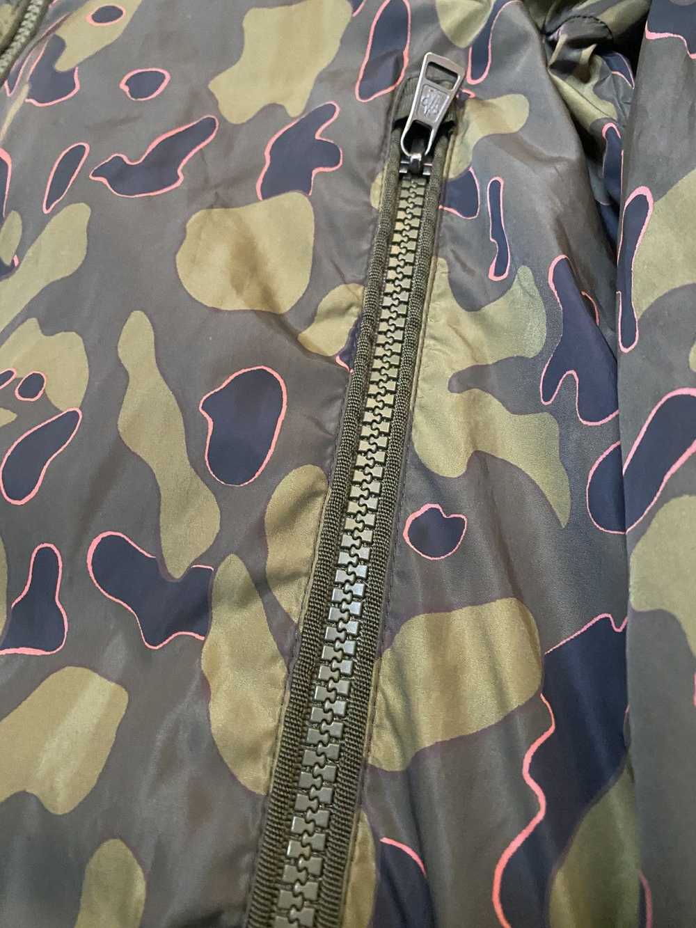 Moncler The camouflage 'Capbreton' lightweight ja… - image 7