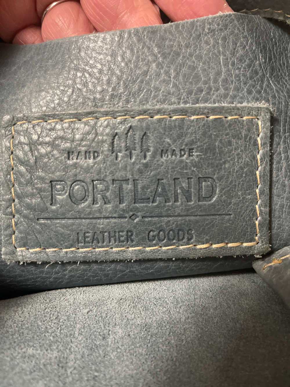 Portland Leather 'Almost Perfect' Medium Crossbod… - image 3