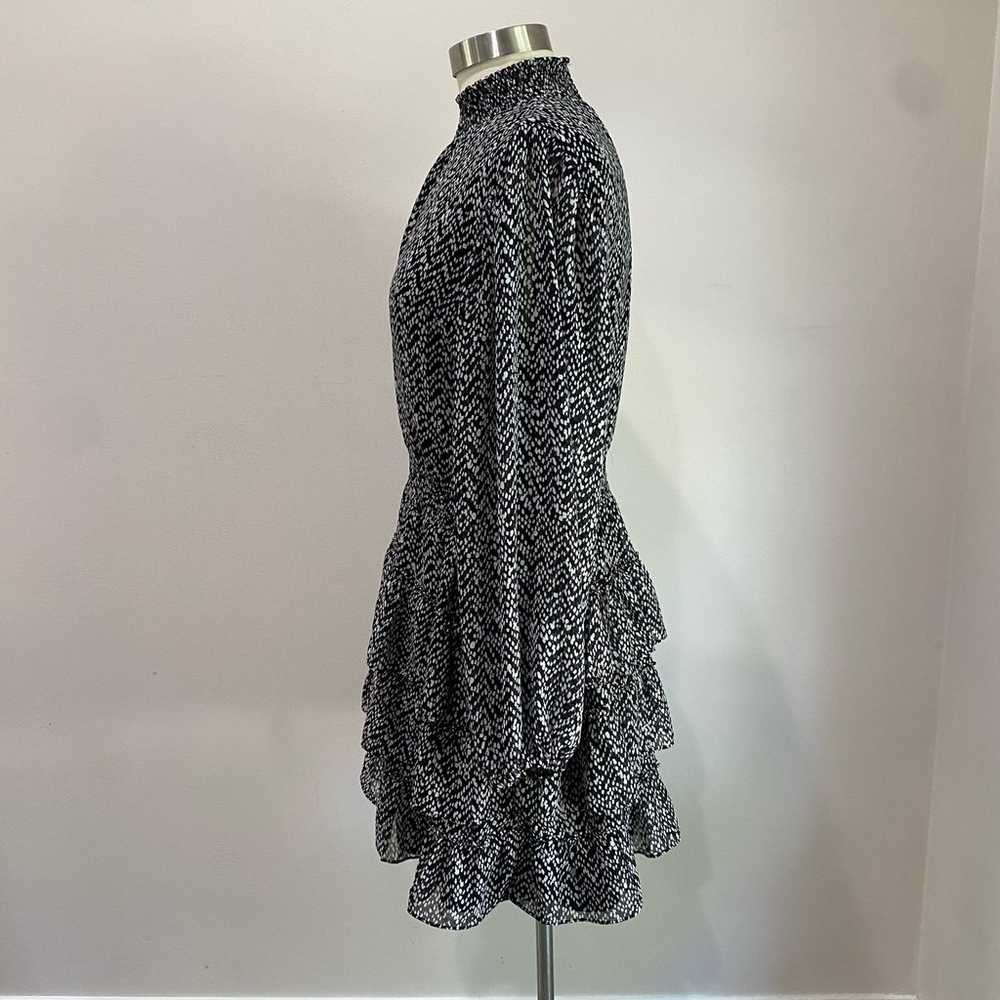 Express Black & White Speckled Smocked Mock Neck … - image 8