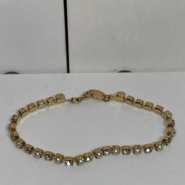 Avon Bracelet 
Faux Pearls Rhinestone  
Gold Tone… - image 1